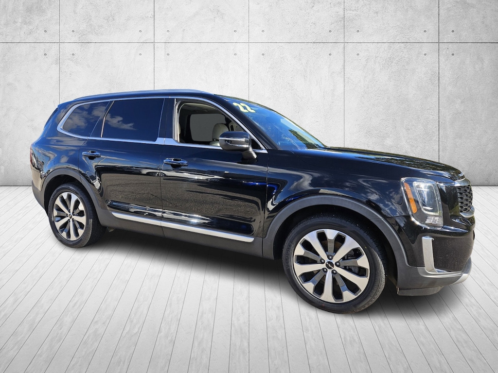 Used 2022 Kia Telluride S S AWD