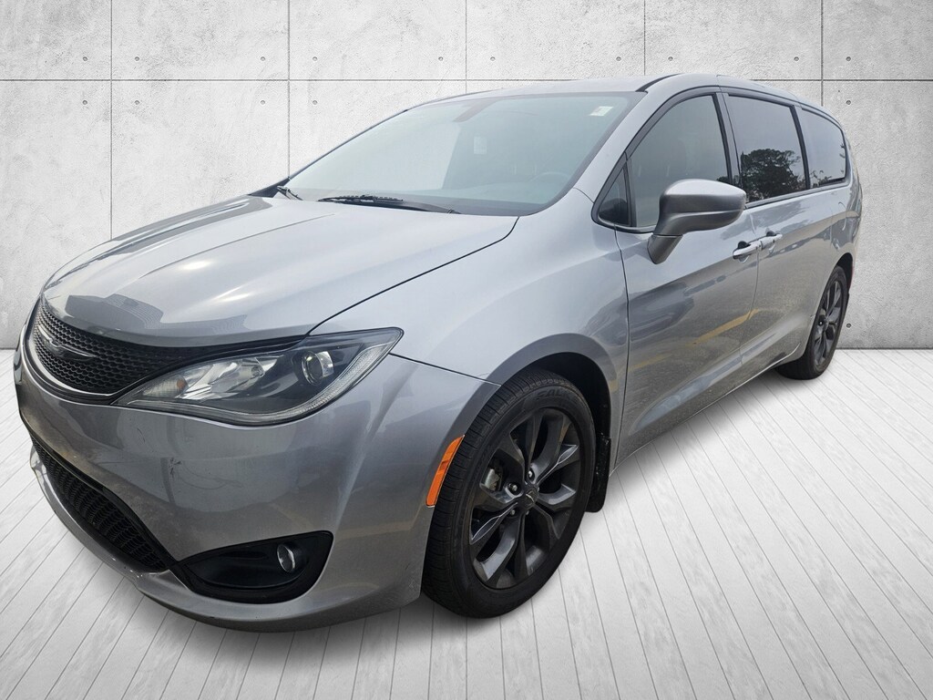 Used 2019 Chrysler Pacifica Touring Plus Touring Plus FWD