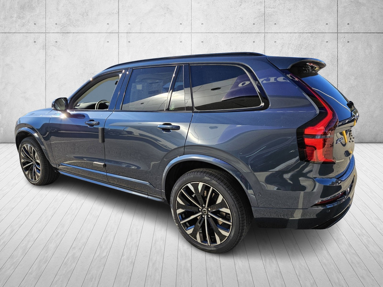 2026 Volvo XC90 Ultra - Photo 5