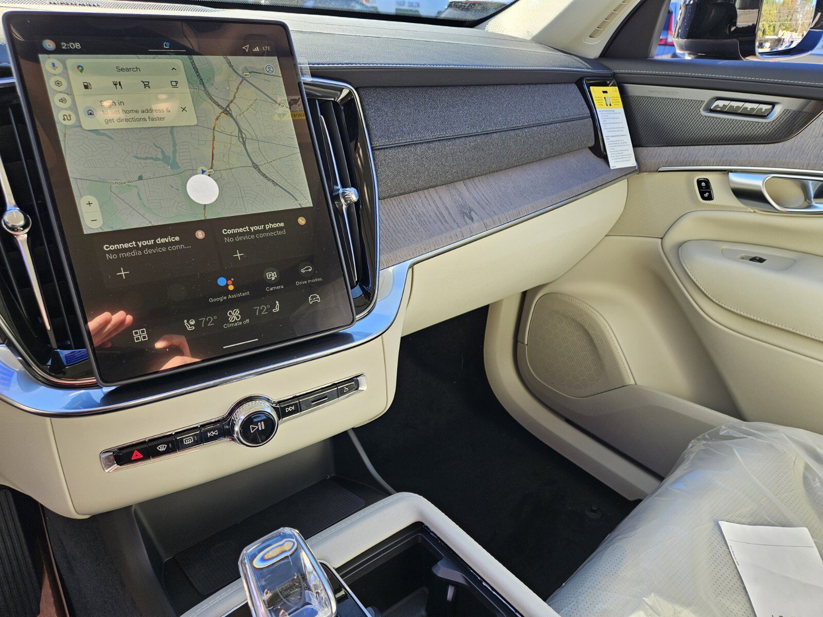 2026 Volvo XC90 Ultra - Photo 13