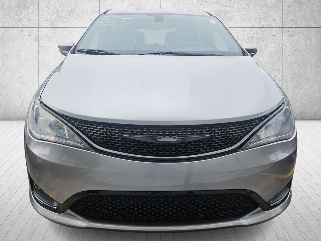 Used 2019 Chrysler Pacifica Touring Plus Touring Plus FWD