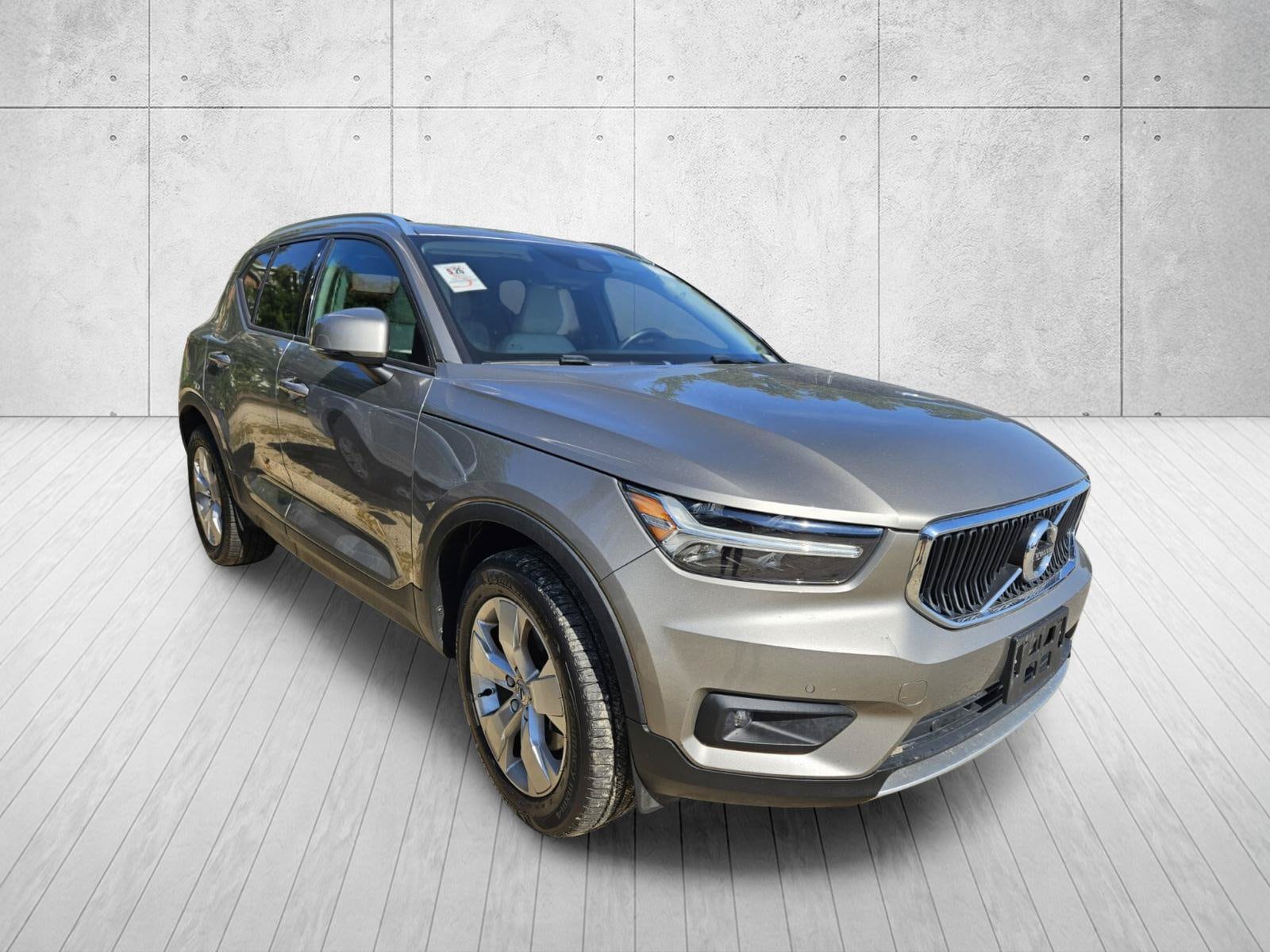2022 Volvo XC40