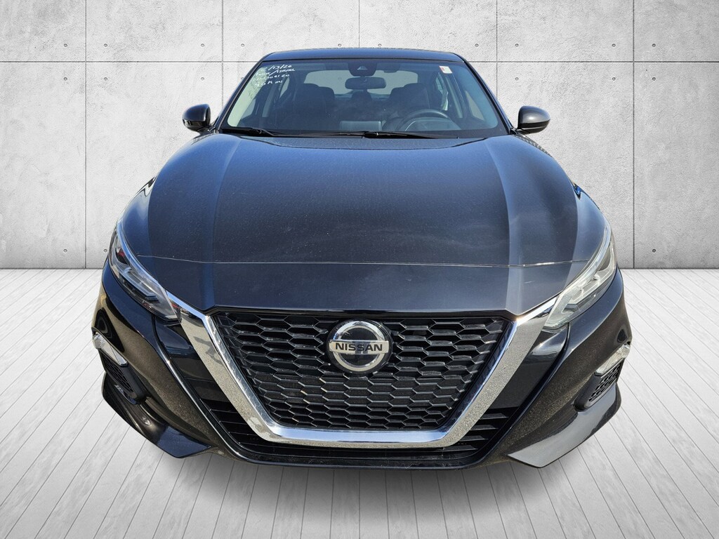 Used 2022 Nissan Altima 2.5 SV Sedan