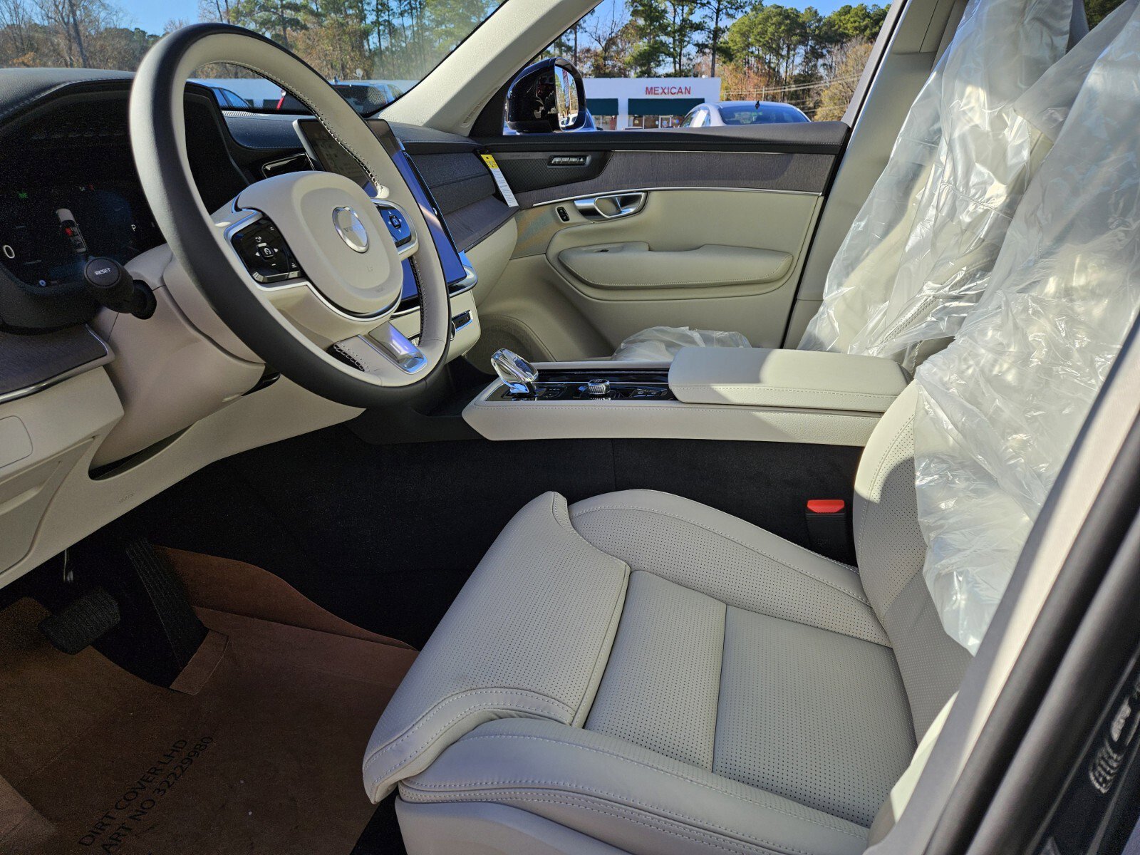 2026 Volvo XC90 Ultra - Photo 7