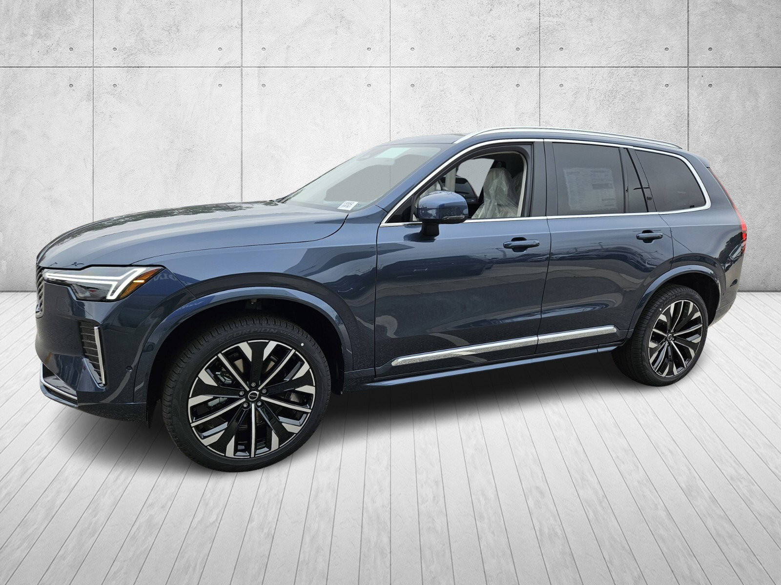 2026 Volvo XC90 Ultra - Photo 3