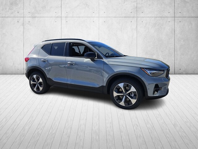 2026 Volvo XC40 B5 Plus AWD SUV