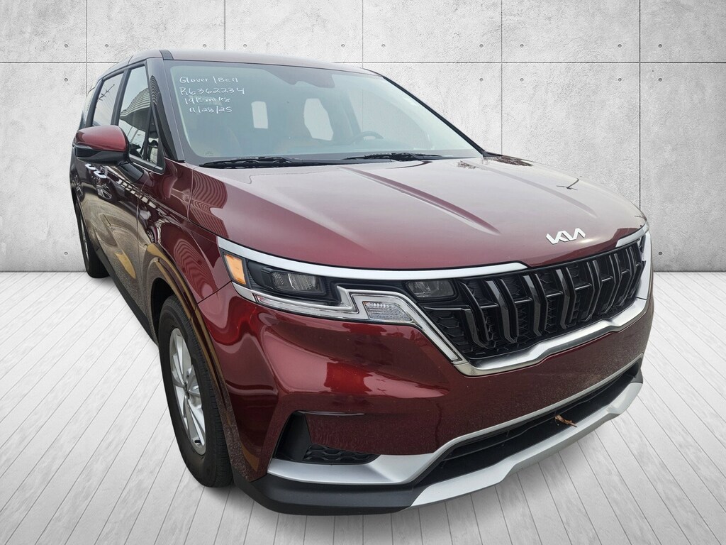 Used 2024 Kia Carnival LX LX FWD w/Seat Pkg