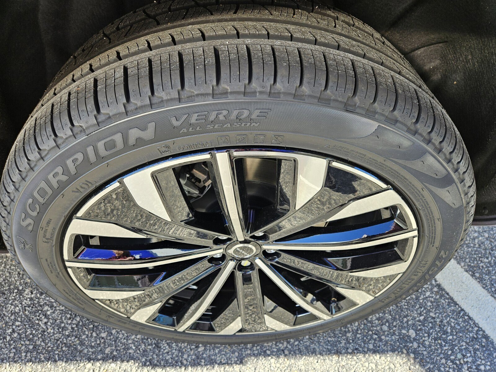 2026 Volvo XC90 Ultra - Photo 11