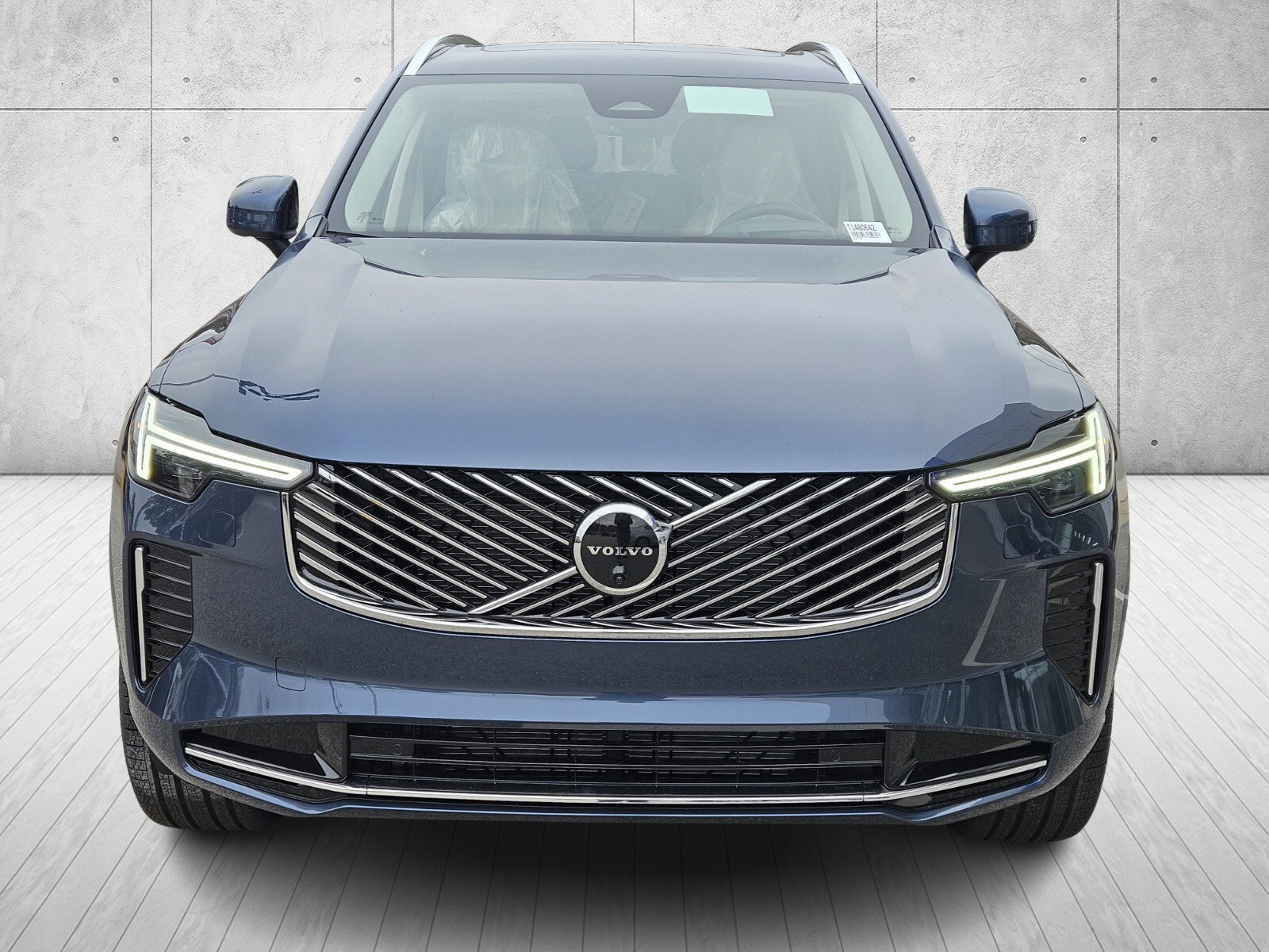 2026 Volvo XC90 Ultra - Photo 2