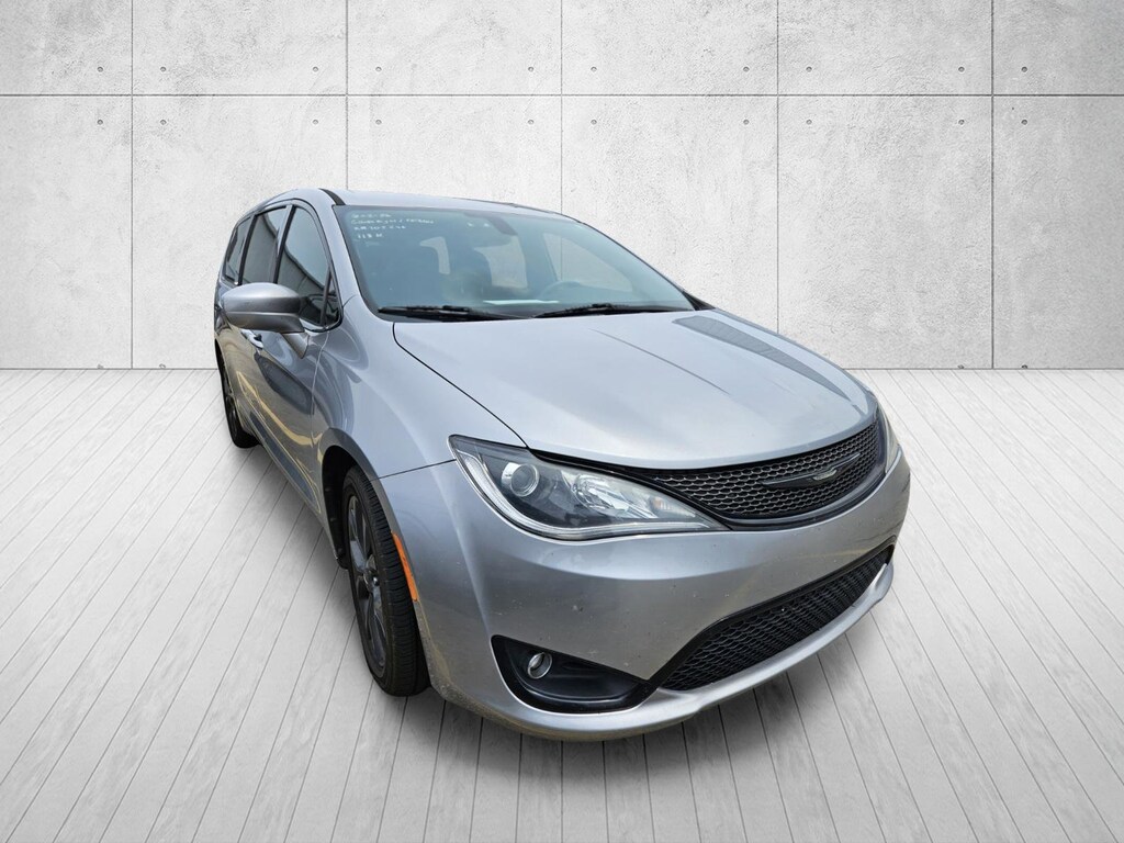 Used 2019 Chrysler Pacifica Touring Plus Touring Plus FWD