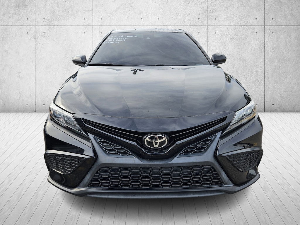 Used 2021 Toyota Camry SE SE Auto