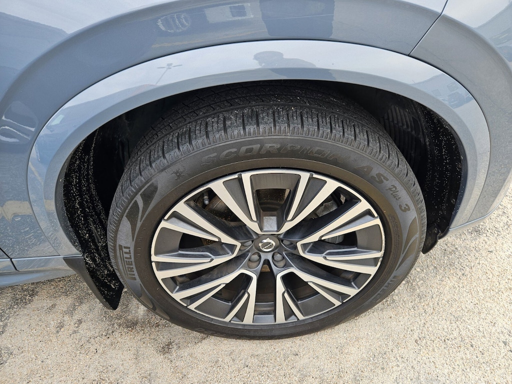 Used 2020 Volvo XC90 Momentum T6 AWD Momentum 7 Passenger