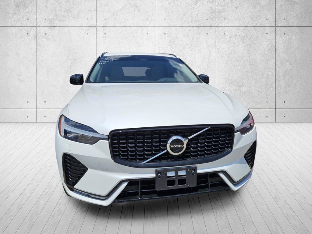 Used 2023 Volvo XC60 Plus Dark Theme B5 AWD Plus Dark Theme