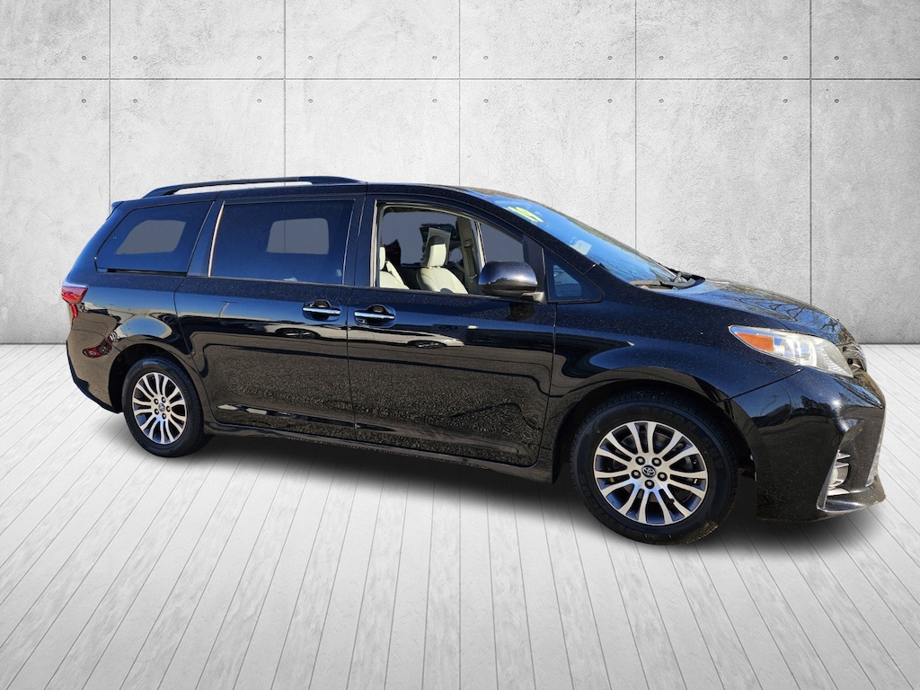 Used 2019 Toyota Sienna L