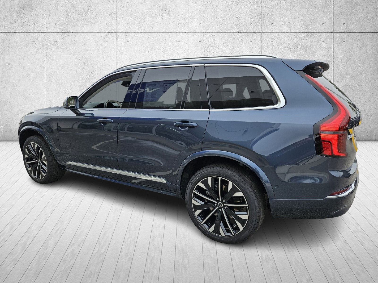 2026 Volvo XC90 Ultra - Photo 5
