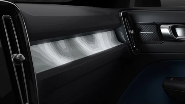 Retrovisor interior digital con HomeLink® - C40 2023 - Accesorios de Volvo  Cars