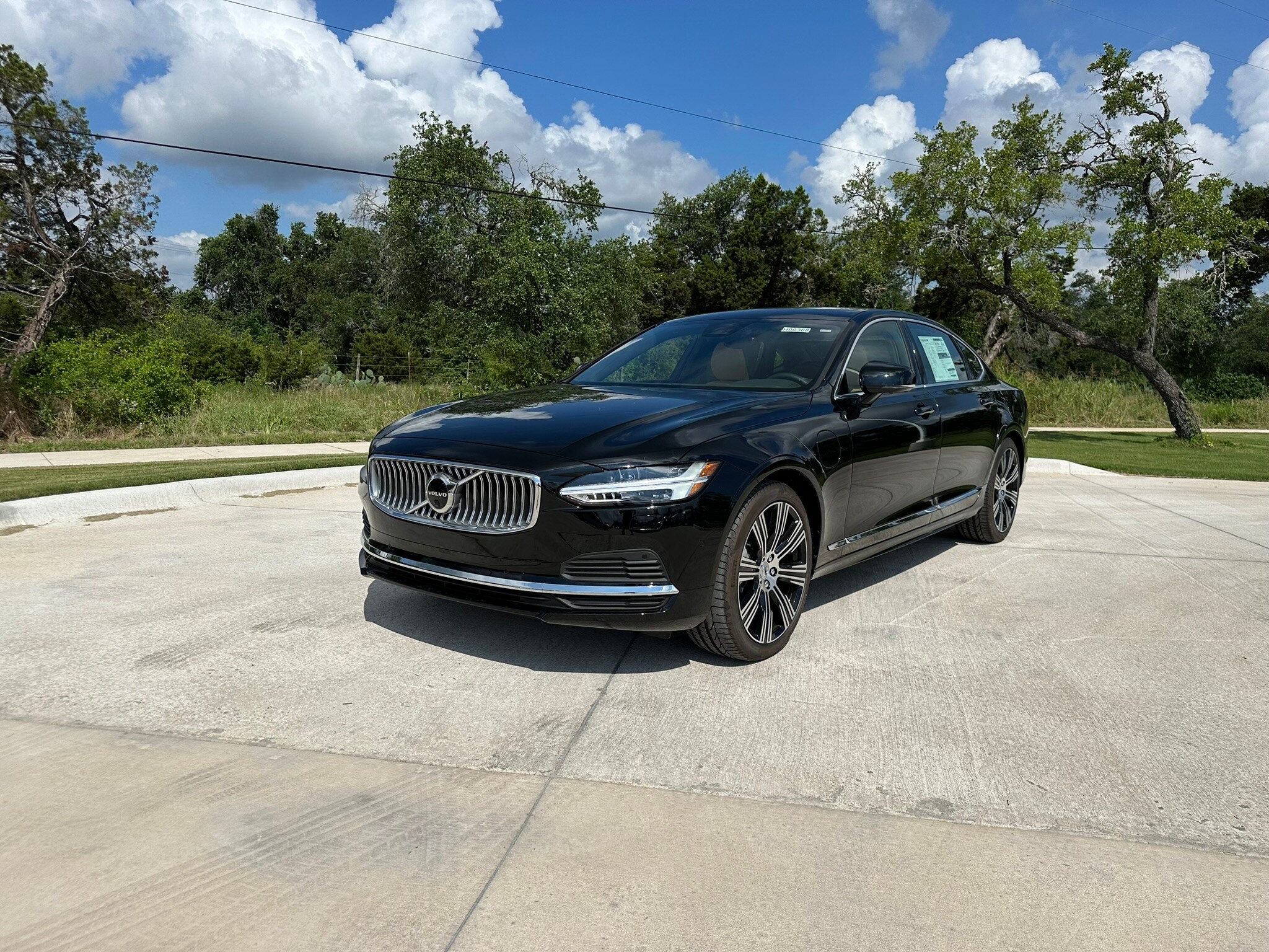 2024 Volvo S90 T8 Ultimate photo 2
