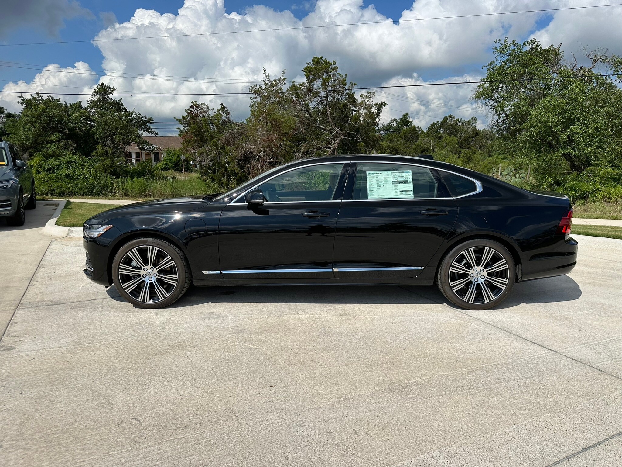 2024 Volvo S90 T8 Ultimate photo 3