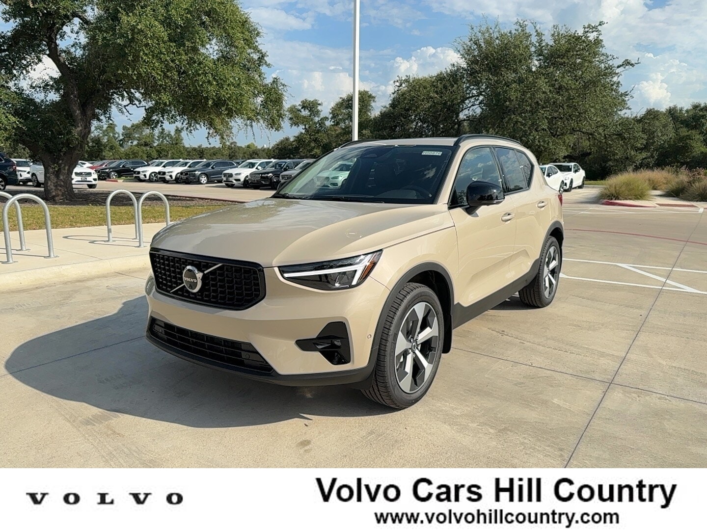 2026 Volvo XC40 SUV 