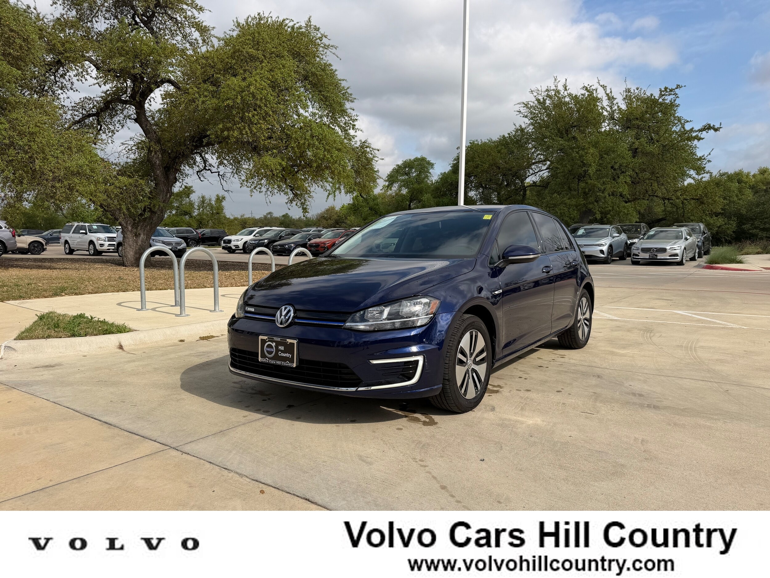 2019 Volkswagen e-Golf e-Golf SE's photo
