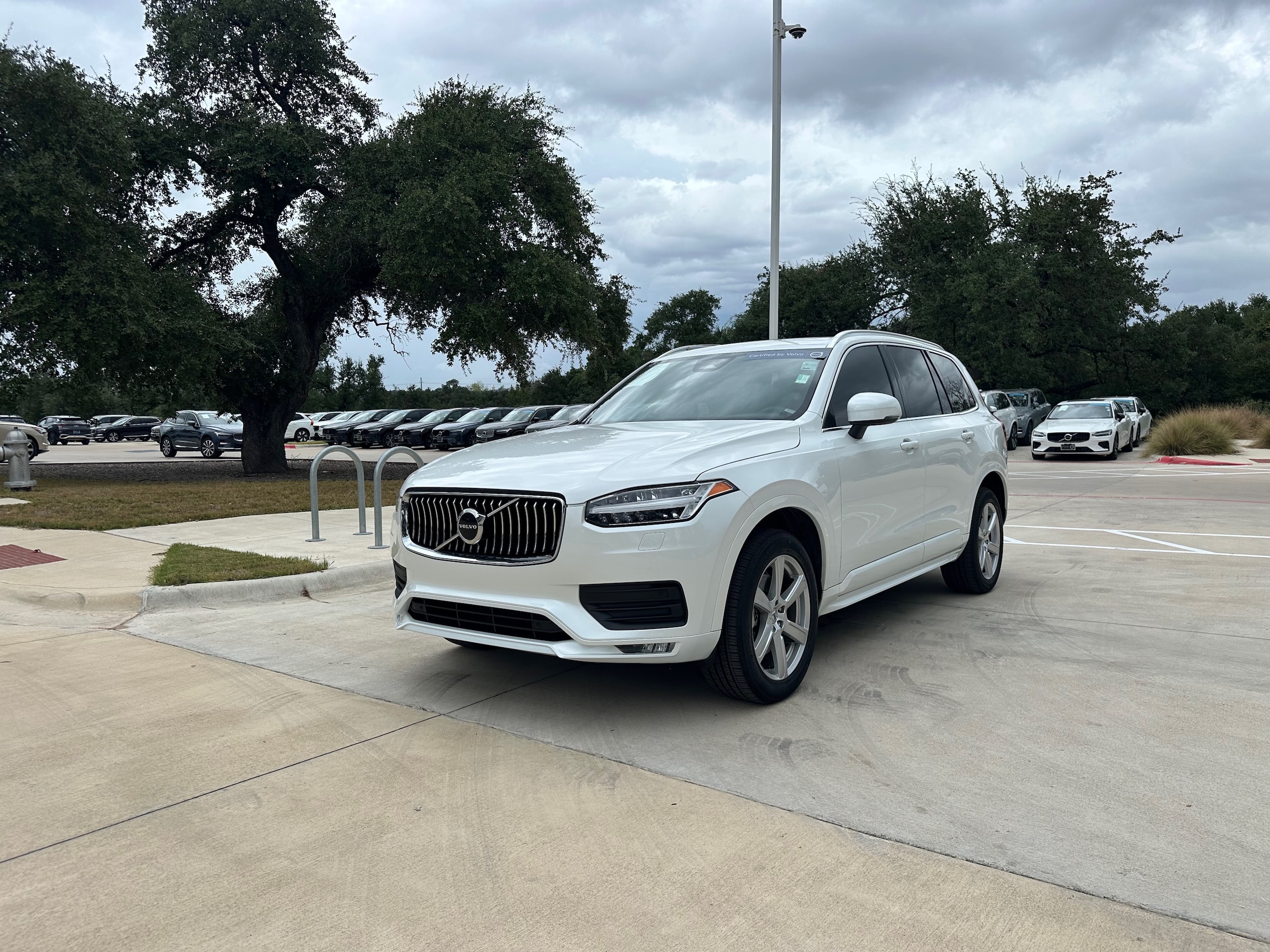 2023 Volvo XC90 AWD Core photo 2