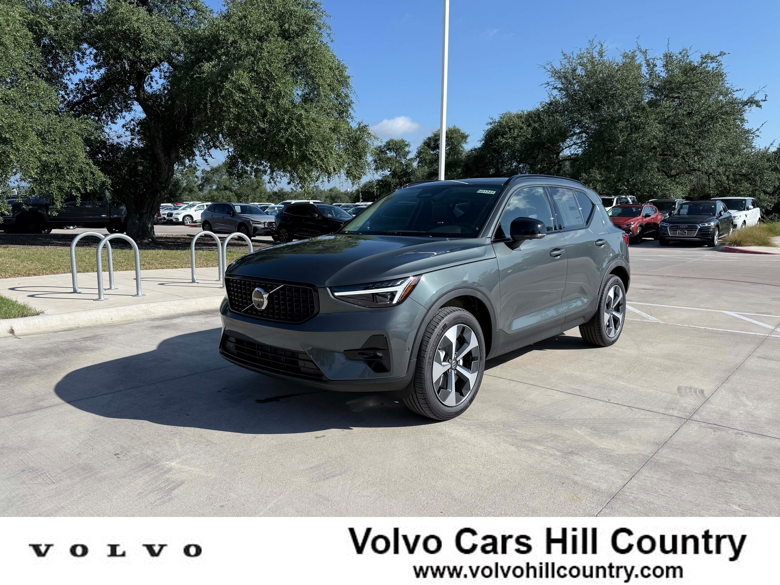 New 2026 Volvo XC40 B5 Plus