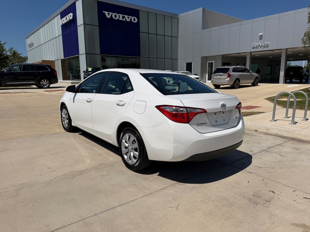 Used 2016 Toyota Corolla LE Sedan