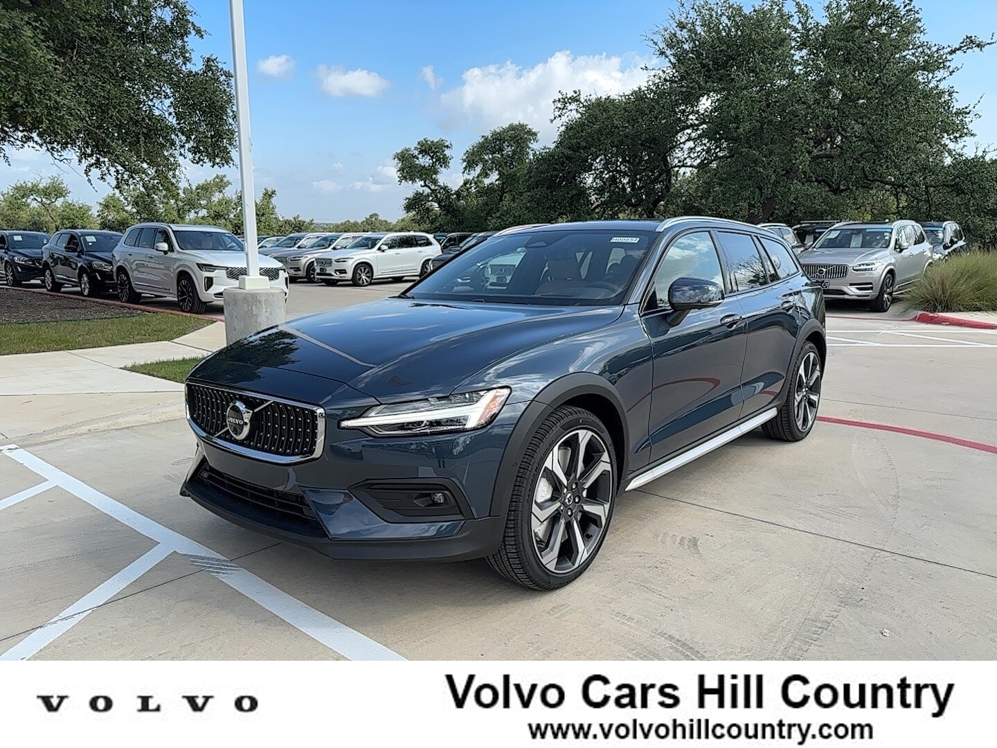 2026 Volvo V60 Cross Country Wagon 