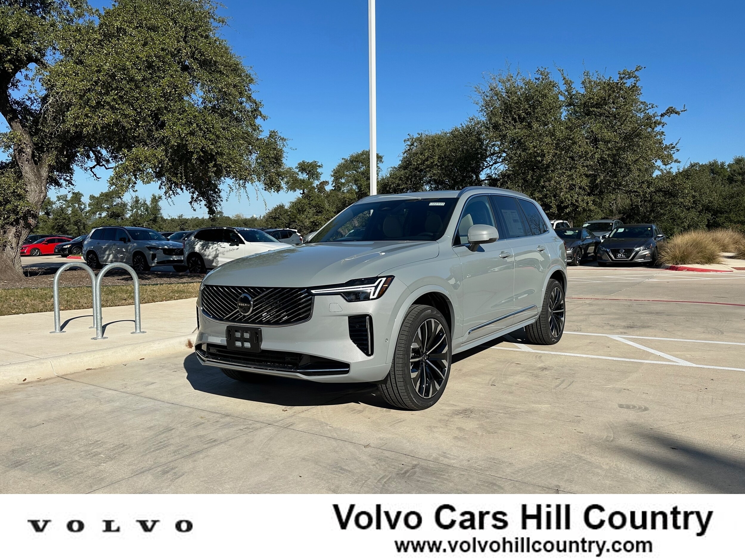 2026 Volvo XC90 Plus's photo