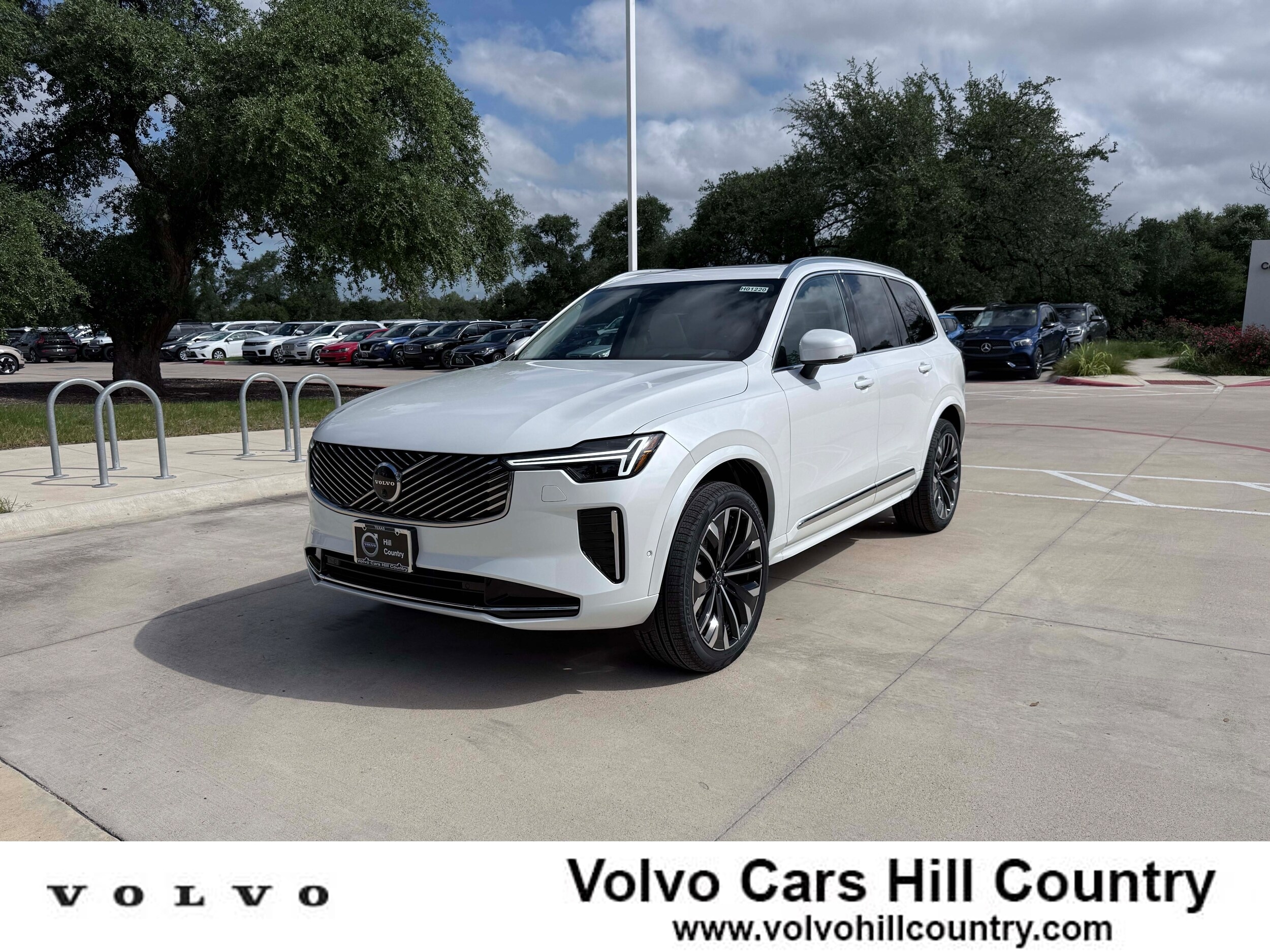 2026 Volvo XC90 B6 Ultra Bright 7-Seater 4WD's photo