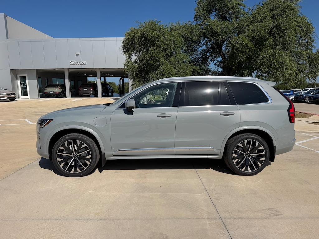 New 2026 Volvo XC90 plug-in hybrid T8 Plus 7-Seater SUV