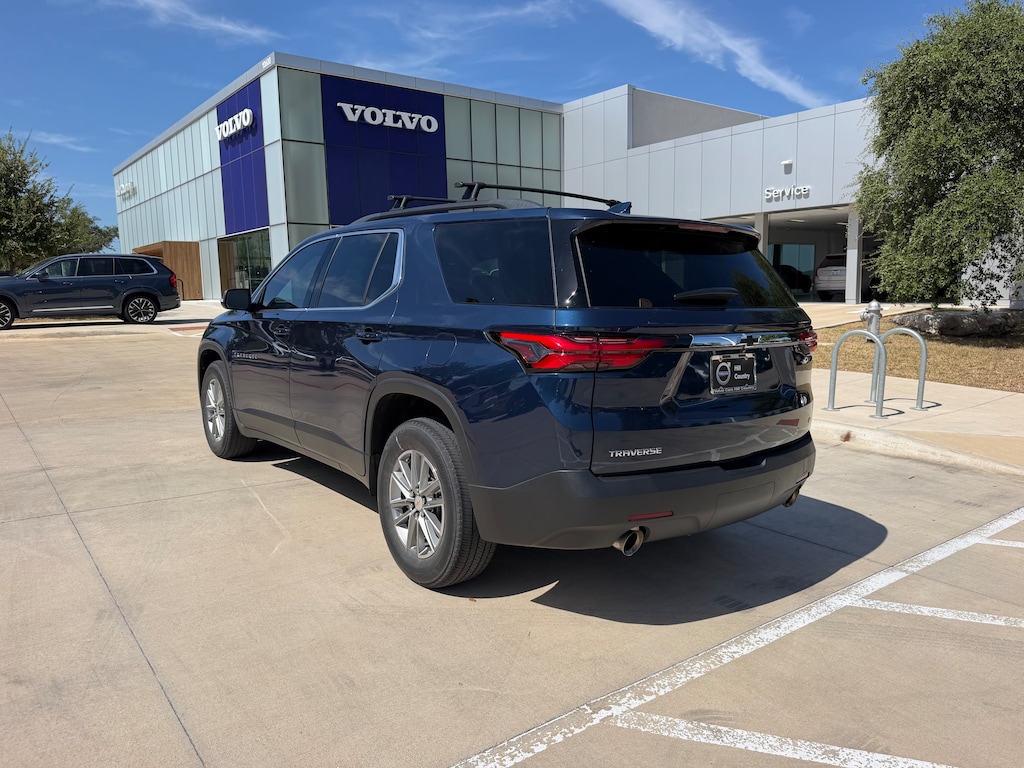 Used 2023 Chevrolet Traverse LT Cloth w/1LT SUV