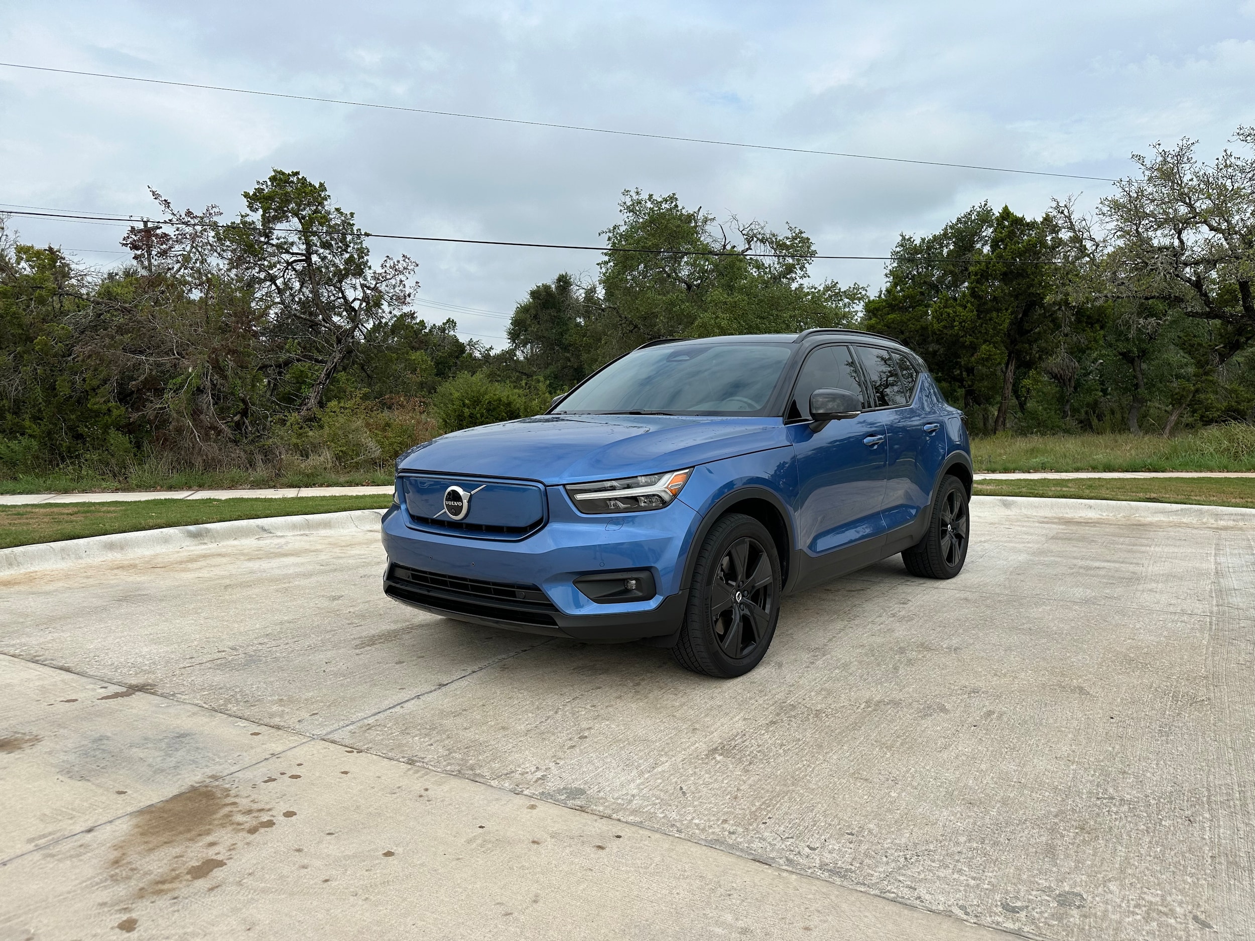 Used 2021 Volvo XC40 Recharge with VIN YV4ED3UR4M2549910 for sale in Austin, TX