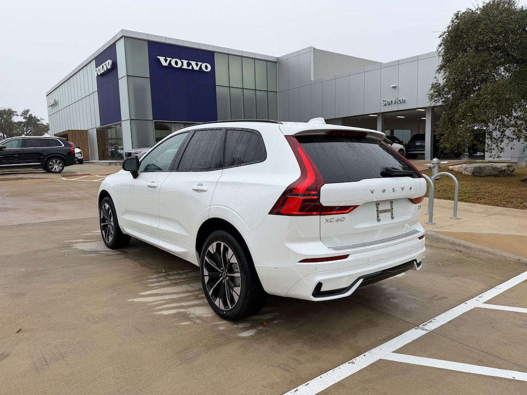 New 2026 Volvo XC60 B5 Plus SUV