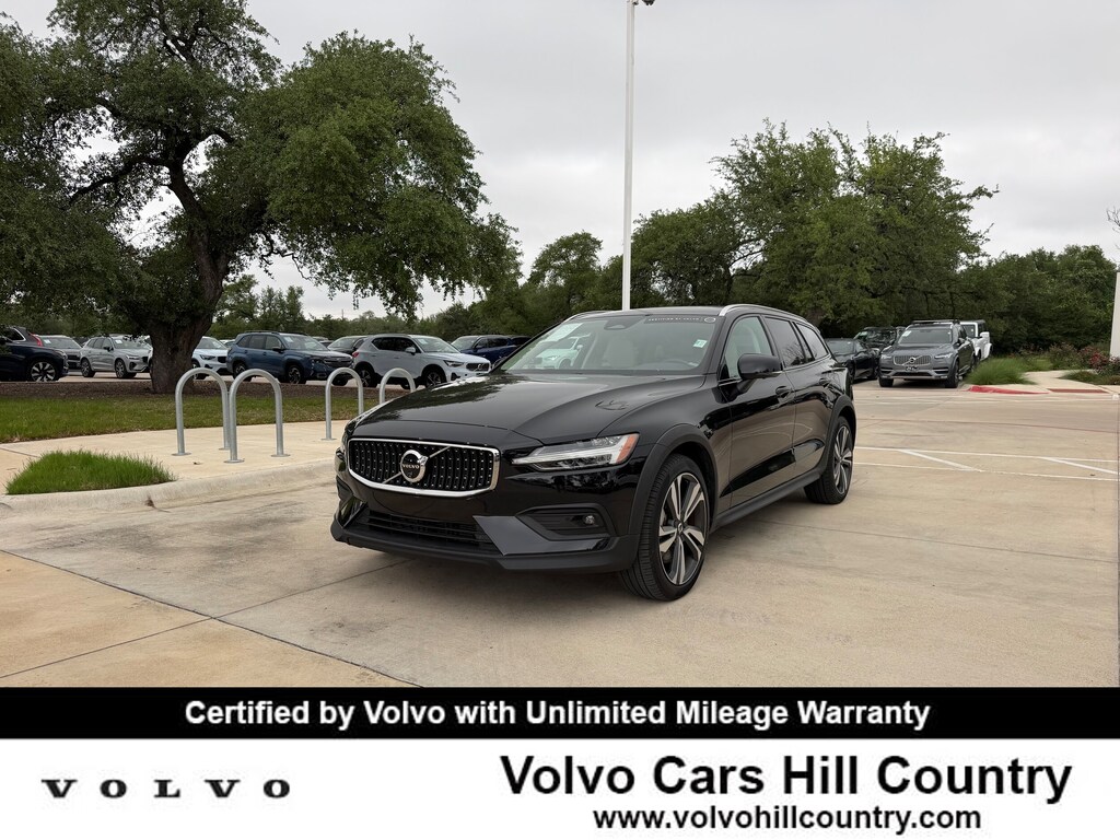 Certified 2025 Volvo V60 Cross Country B5 Plus Wagon