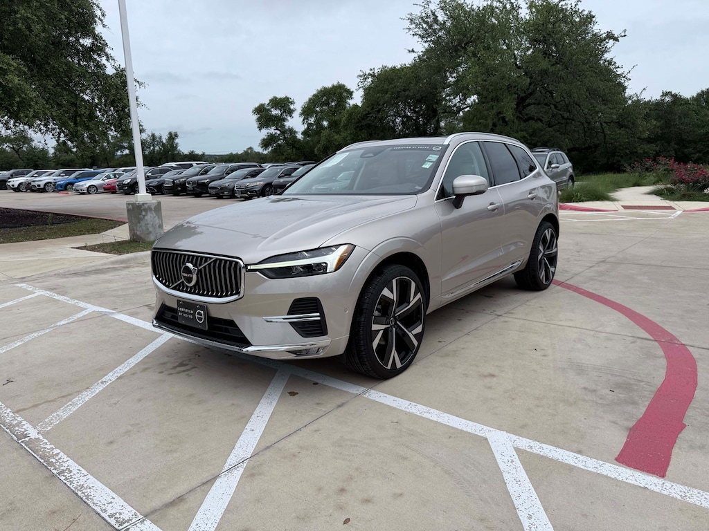 Certified 2023 Volvo XC60 B5 FWD Plus Bright SUV