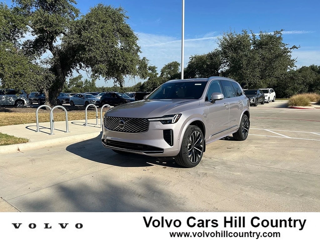 2026 Volvo XC90 Plus's photo