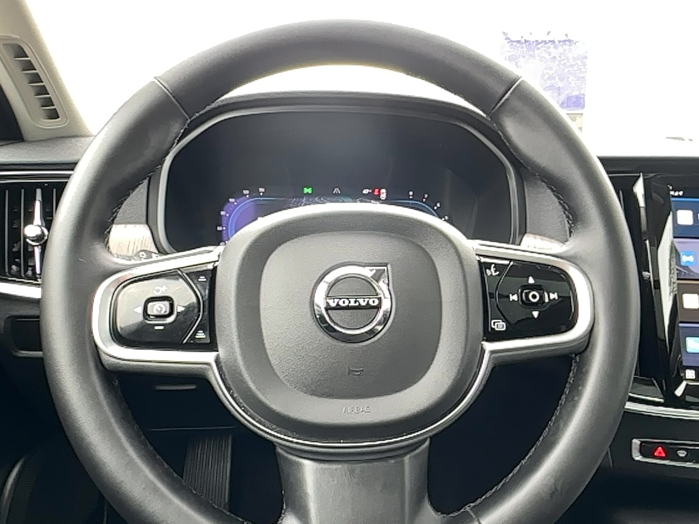 2023 Volvo V90 Cross Country Plus - Photo 21