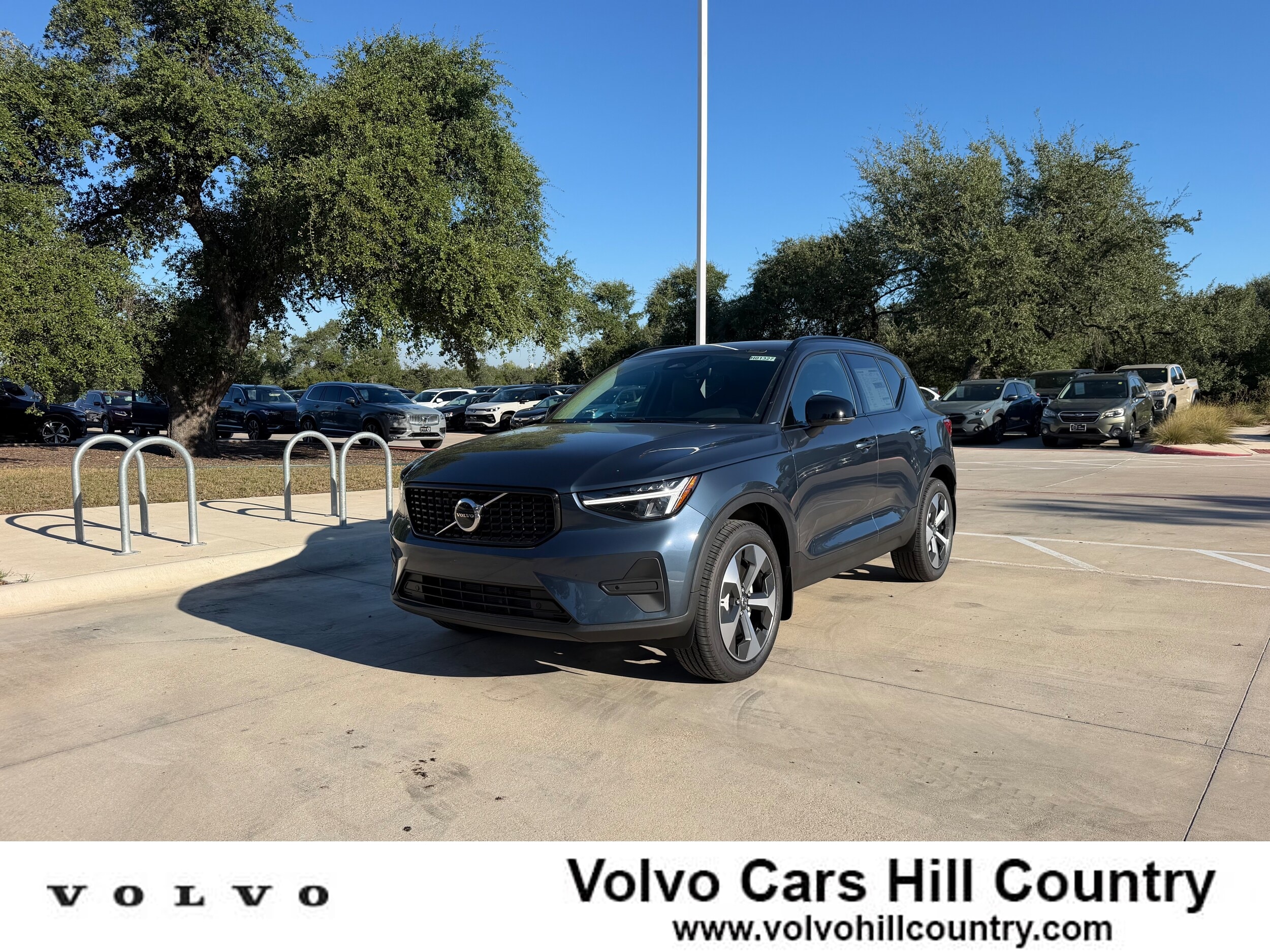 2026 Volvo XC40 SUV 