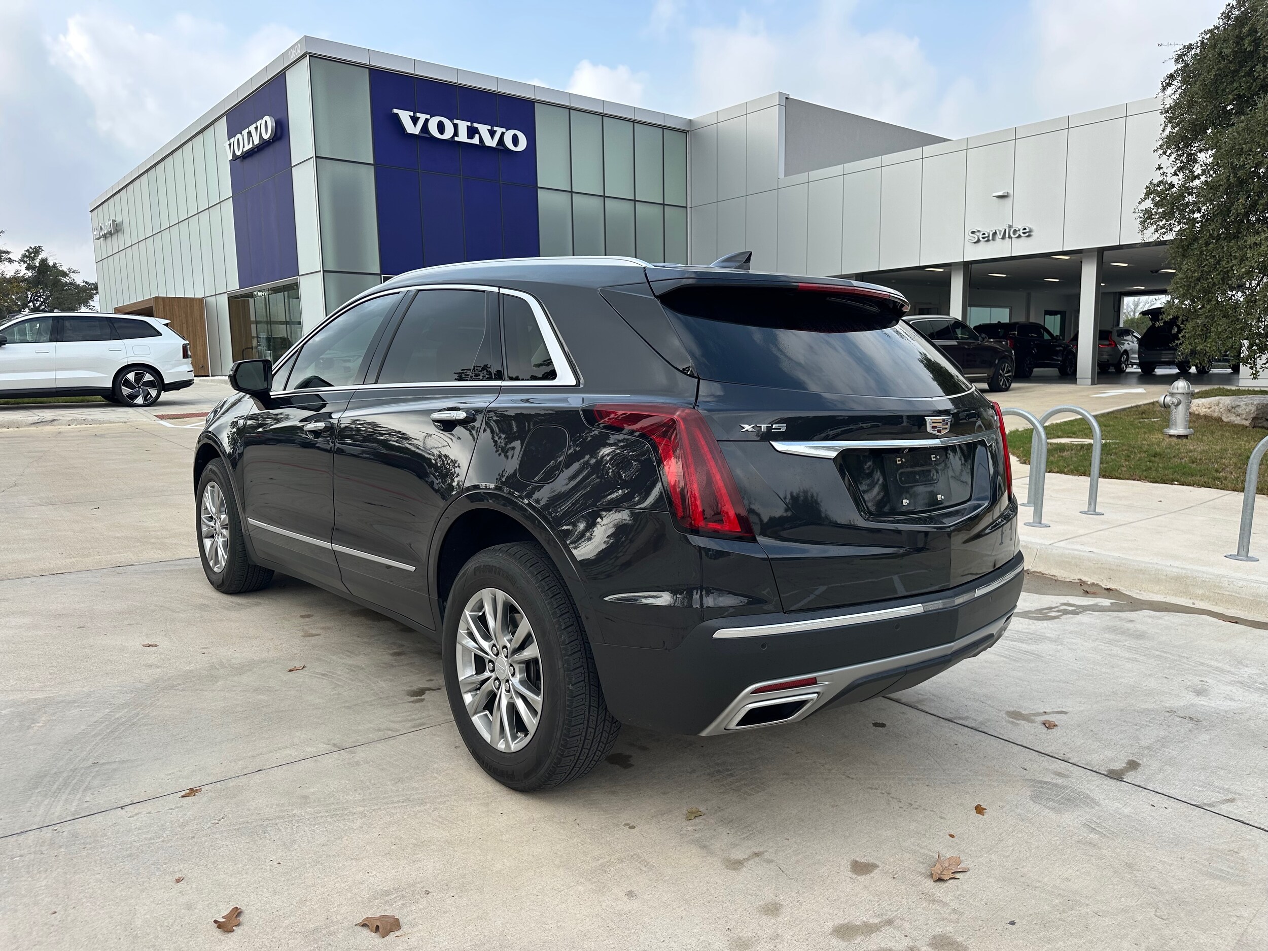 2020 Cadillac XT5 Premium Luxury photo 2