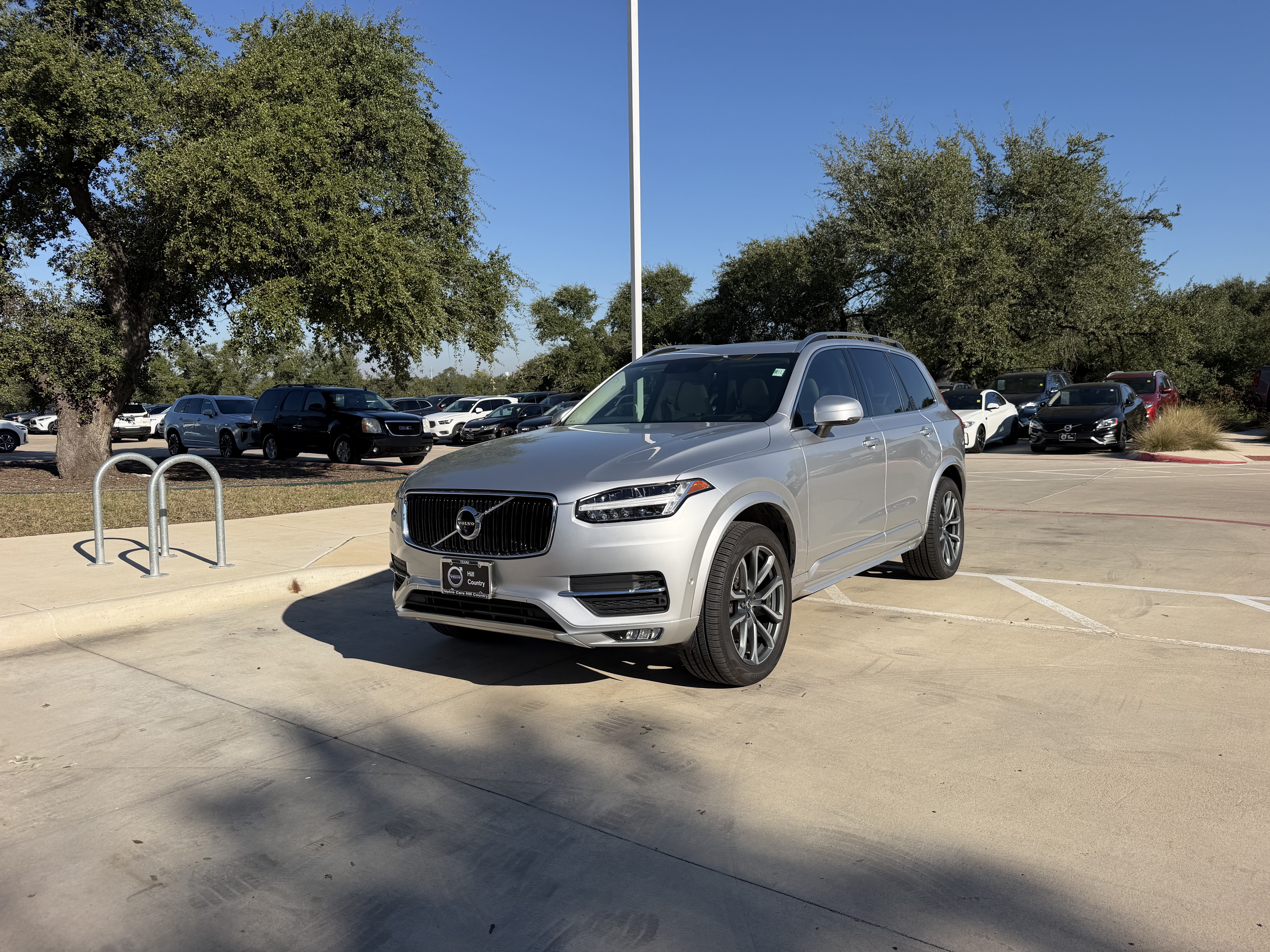 Used 2018 Volvo XC90 T6 AWD Momentum (7 Passenger) SUV