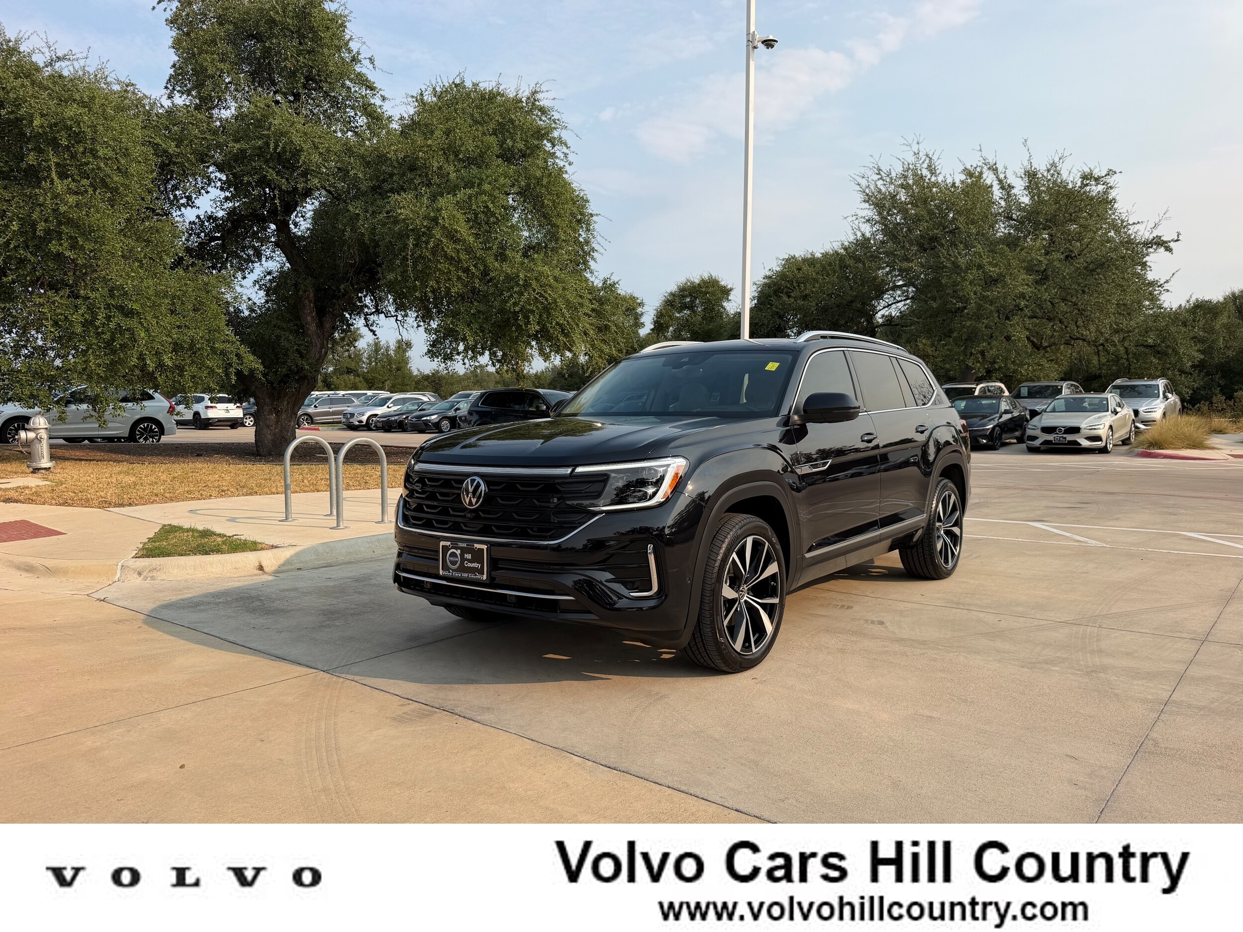 Used 2024 Volkswagen Atlas 2.0T SEL Premium R-Line