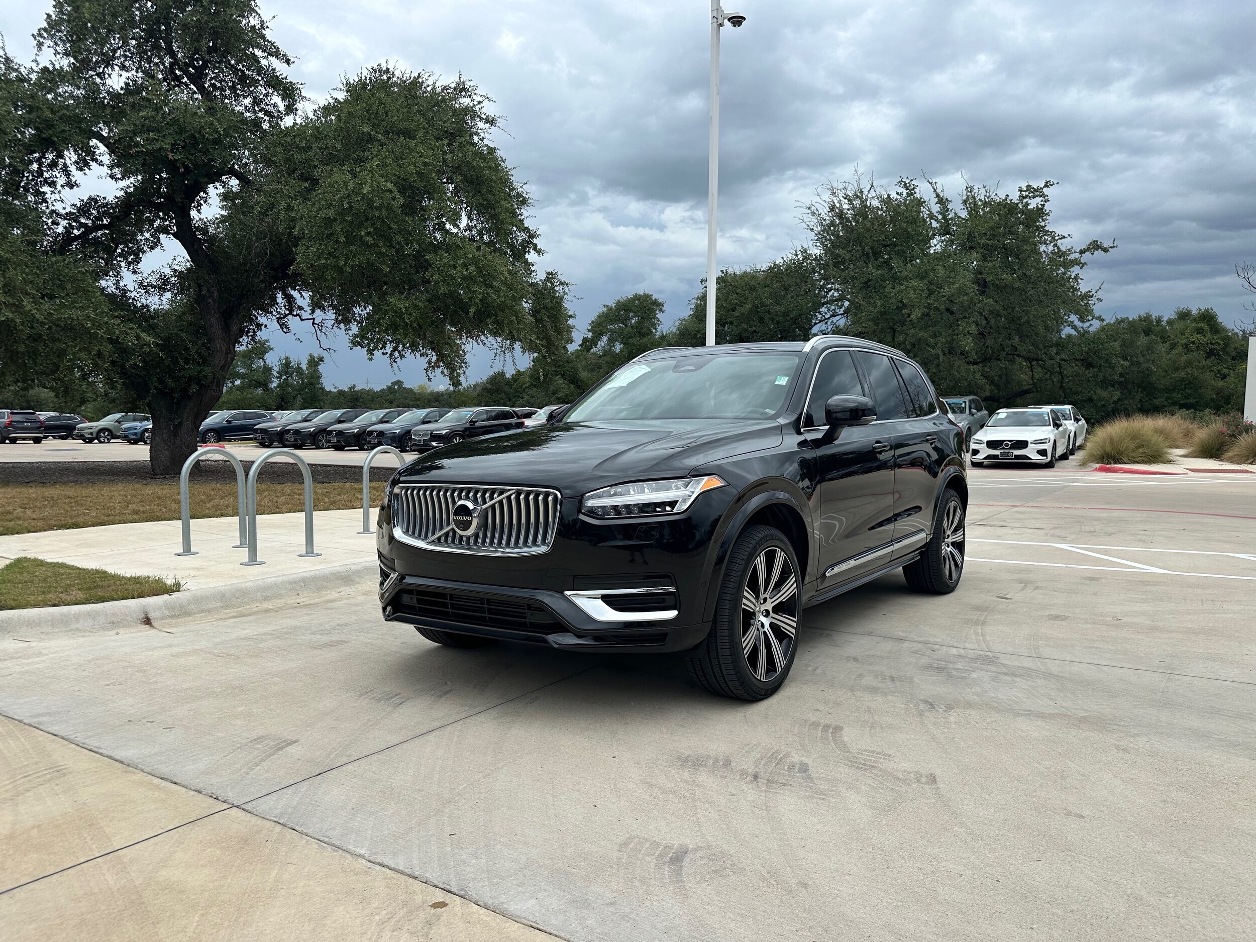 2024 Volvo XC90 T8 Ultimate photo 2