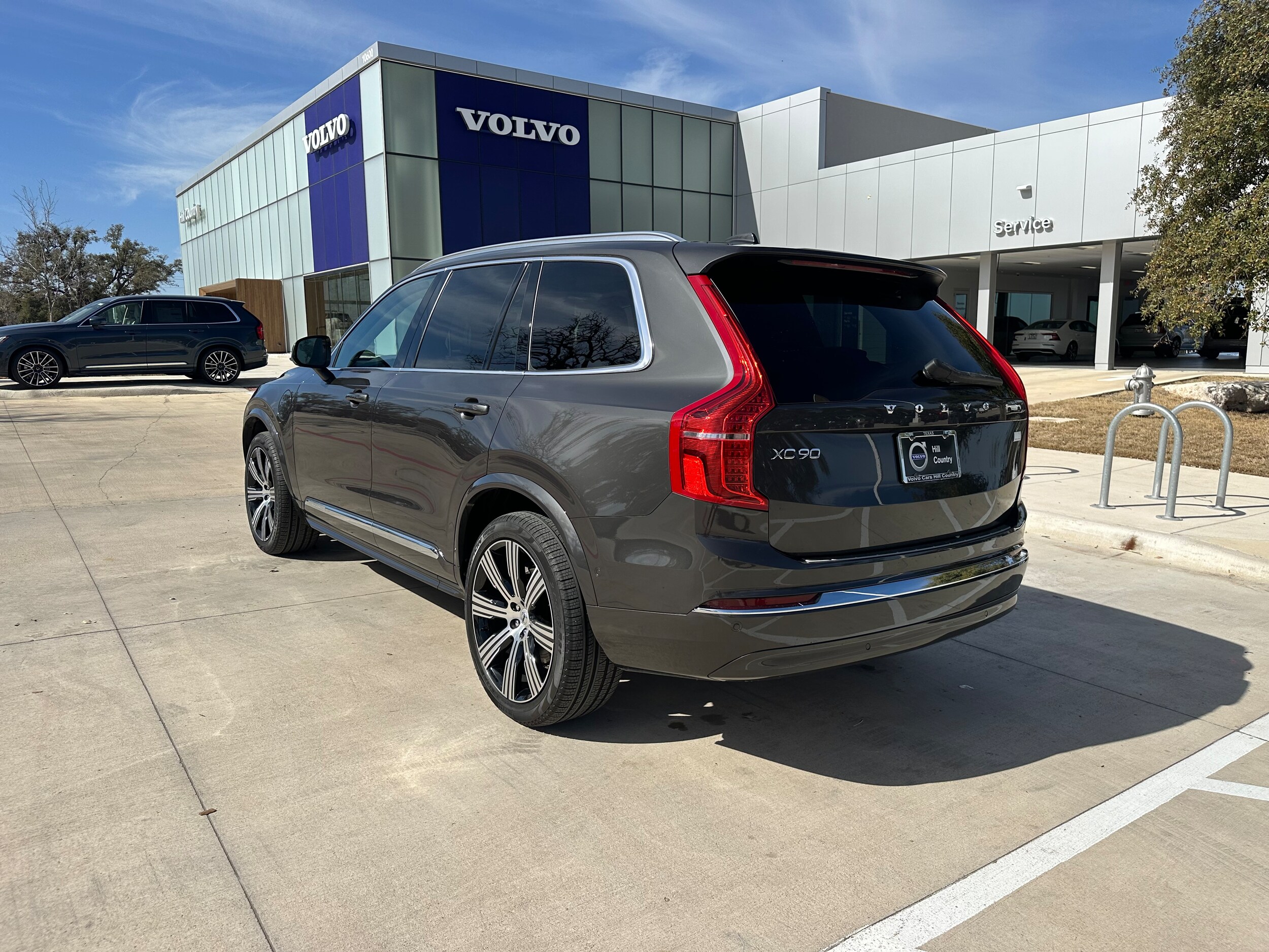 2024 Volvo XC90 T8 Plus photo 4