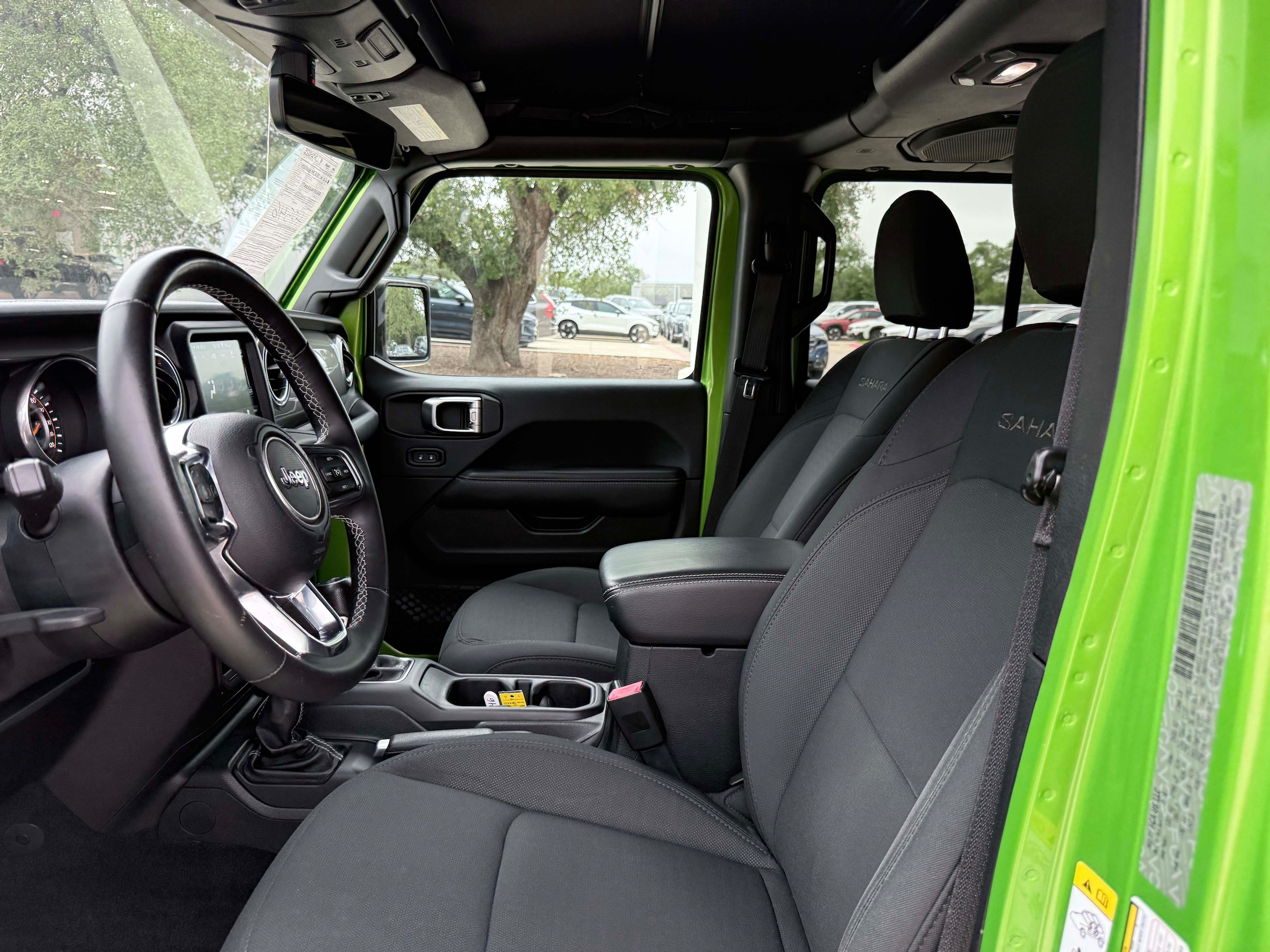 2018 Jeep All-New Wrangler Unlimited Sahara - Photo 12