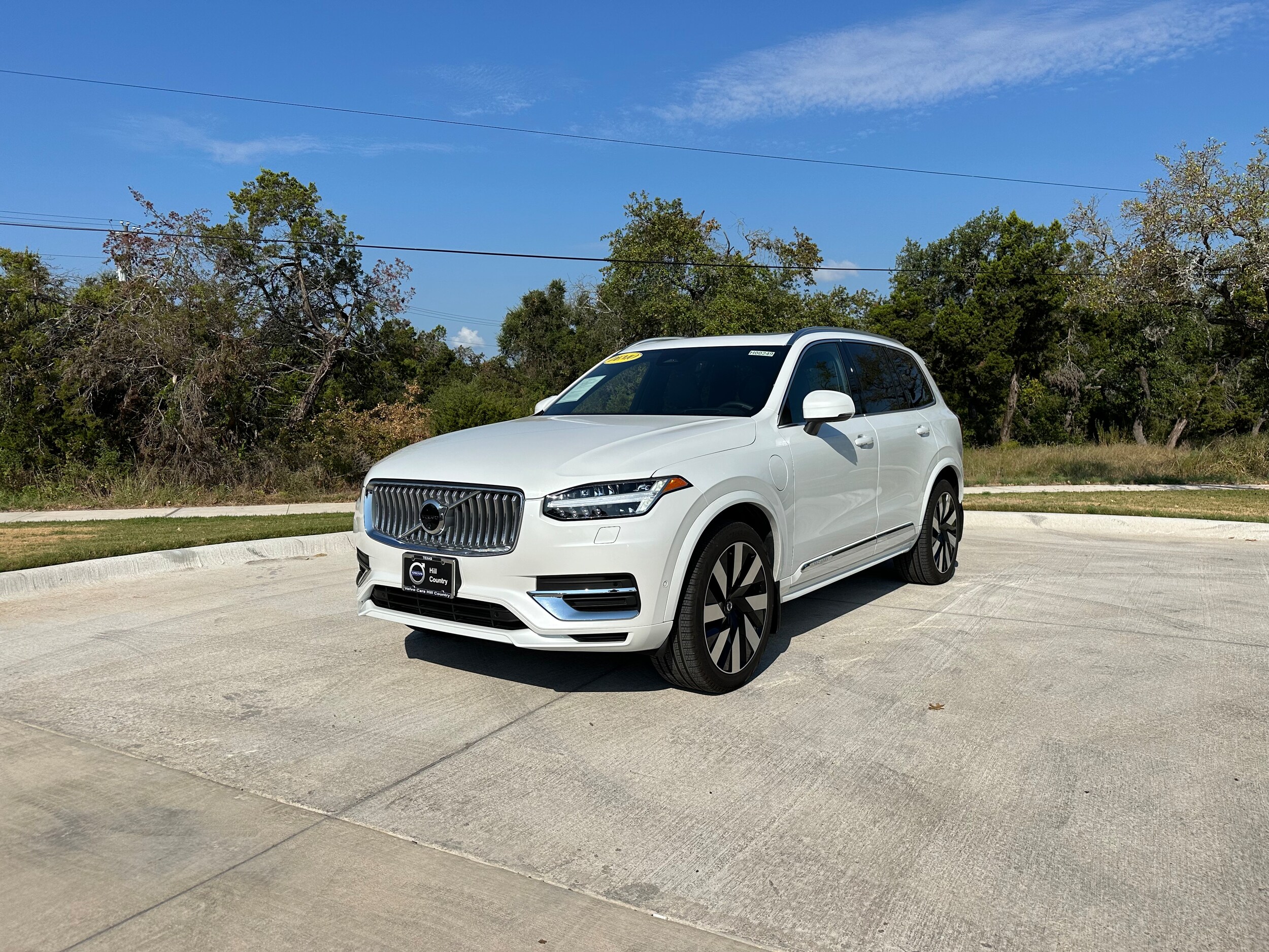 2024 Volvo XC90 T8 Ultimate photo 2