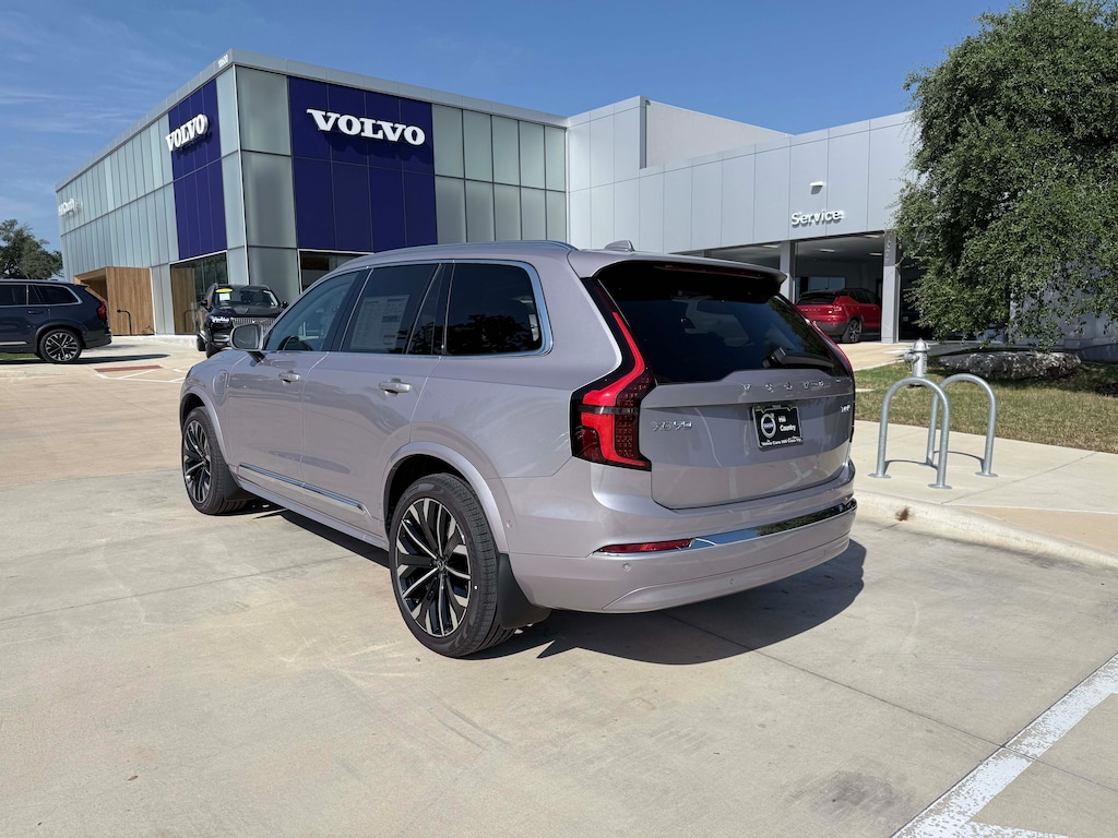 New 2026 Volvo XC90 plug-in hybrid T8 Plus 7-Seater SUV