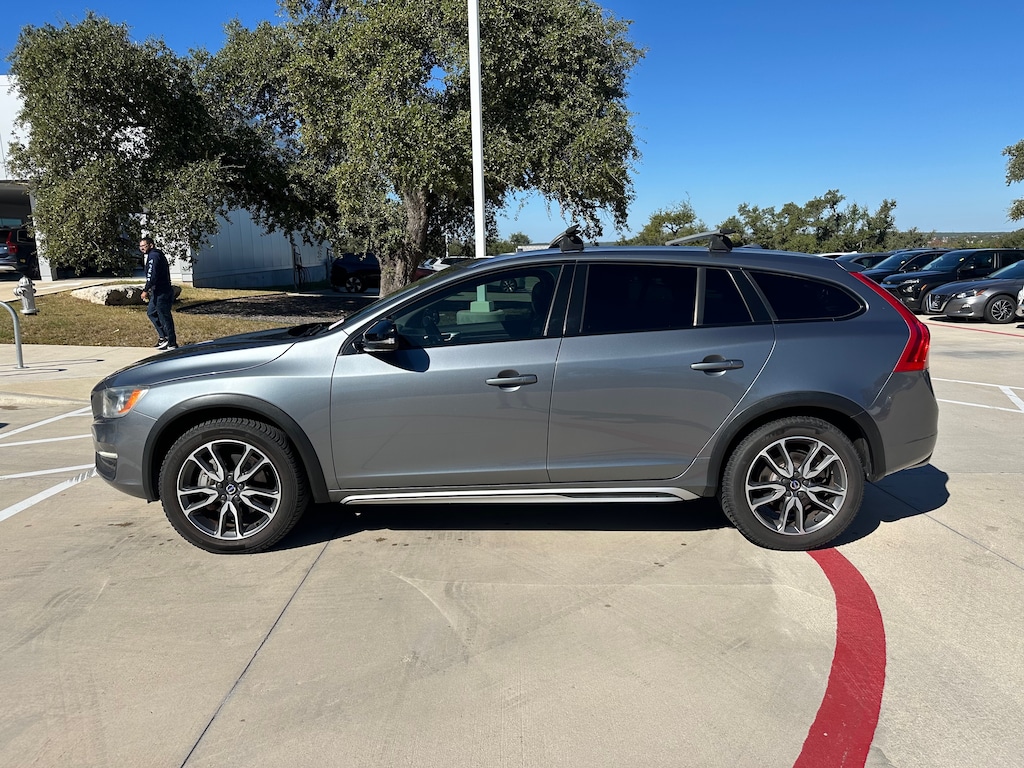 Used 2017 Volvo V60 Cross Country T5 AWD Wagon