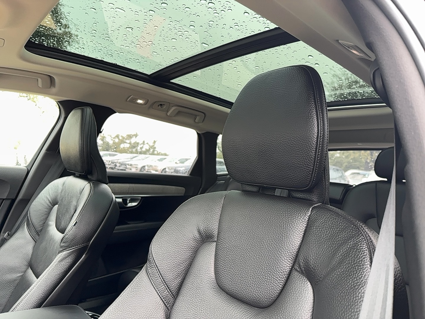 2023 Volvo V90 Cross Country Plus - Photo 14