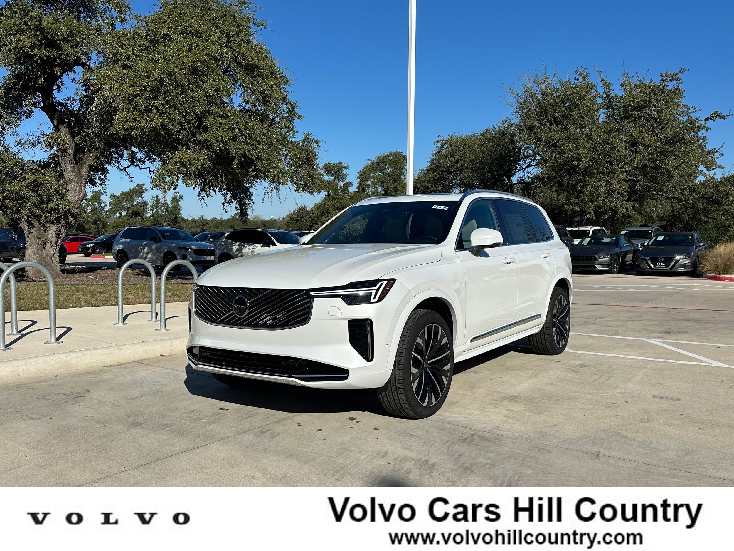 2026 Volvo XC90 Plus's photo